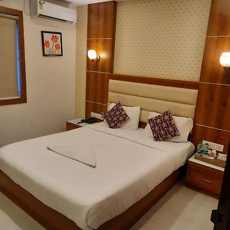 Address 24 Inn Bangalore Dış mekan fotoğraf