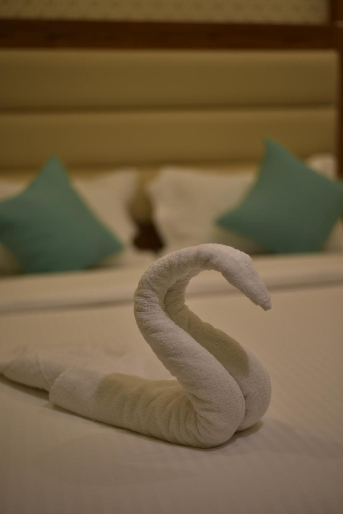 Address 24 Inn Bangalore Dış mekan fotoğraf