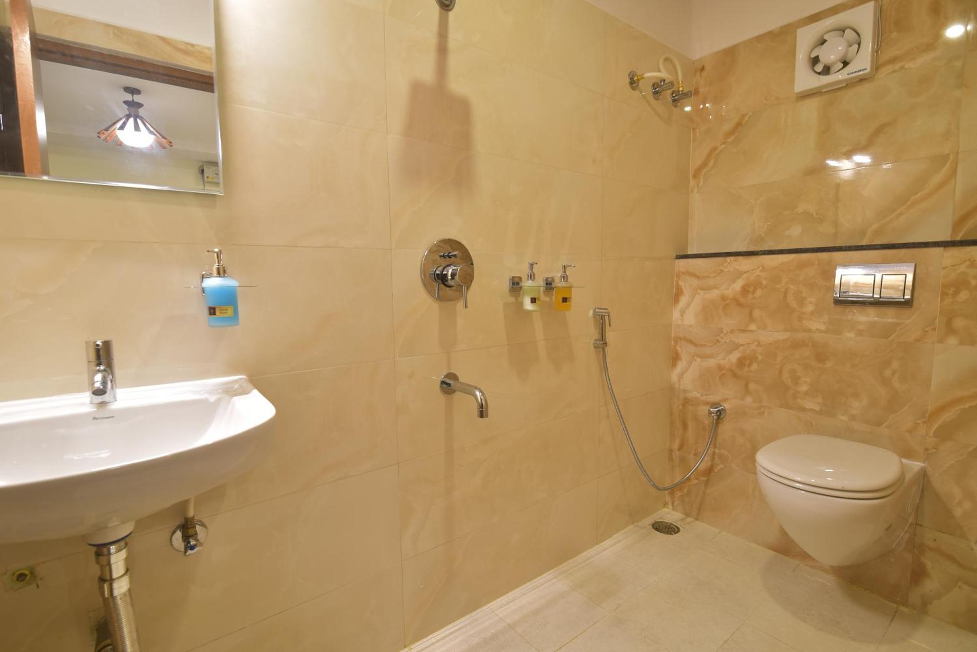 Address 24 Inn Bangalore Dış mekan fotoğraf